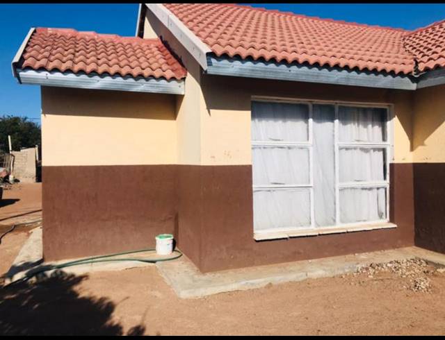 3 BEDROOM HOUSE FOR SALE IN MOLETJI